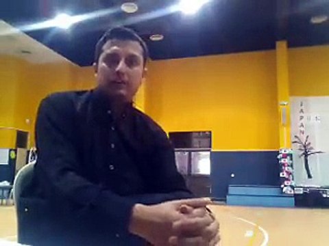 PTI supporters jaw breaking reply to Abid Sher Ali over attack on Imran Khan's personal life