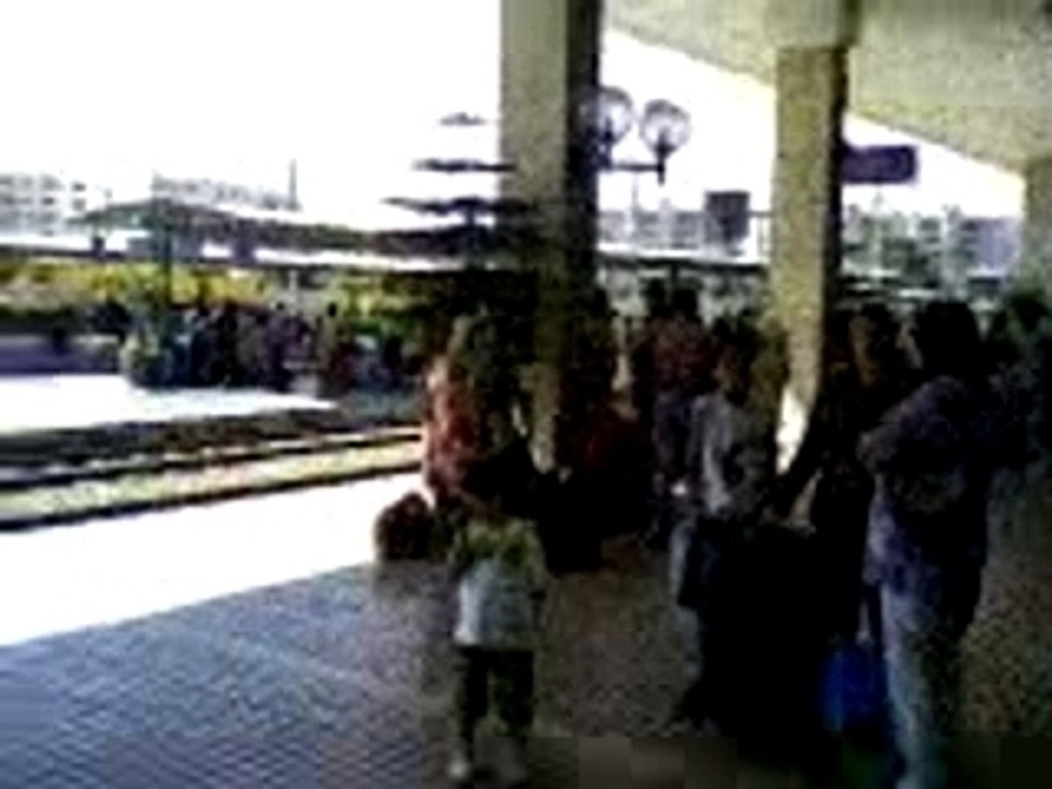 A/At Casa-Voyageurs  Casa-Voyageurs 駅に