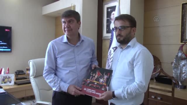 Aa'nın Dakika Dakika Fetö'nün Darbe Girişimi Kitabı - Menderes Türel