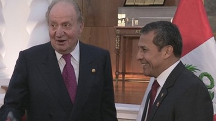 El rey Juan Carlos se reúne con Kuczynski y Humala