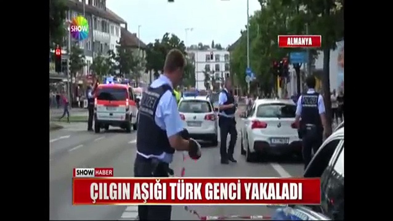 Çılgın aşığı Türk genci yakaladı - YouTube