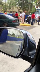 Tierra se traga yipeta en parqueo de Americana Departamentos de la Luperon