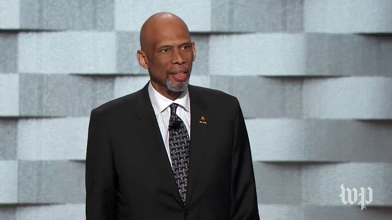 Kareem Abdul-Jabbar introduces himself as Michael Jordan