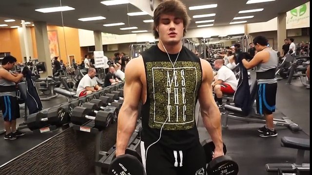 Shoulder Workout with Armin van Buuren, Showtek and Jeff Seid