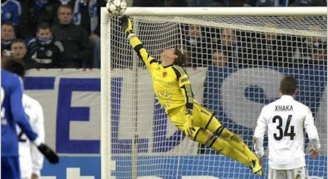 أفضل وأجمل التصديات لحراس المرمى في عالم كرة القدم -