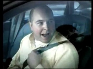 Publicité marrante avec un singe