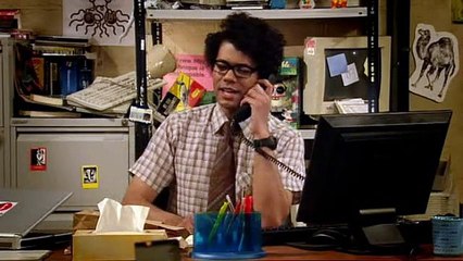 The It Crowd - 1x01 - Vostfr - Are you from the past