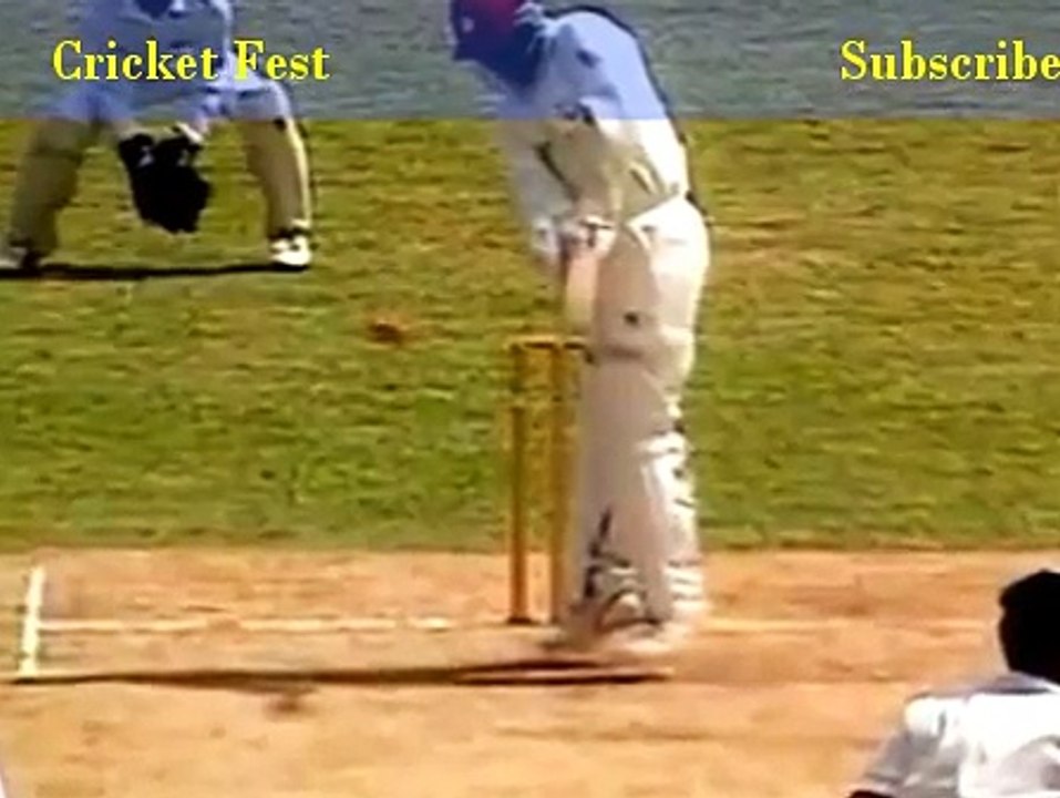 Wasim Akram Best swing bowling 4-18 - Wasim Akram double swing
