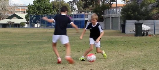 Ces minots vous apprennent des gestes techniques de fou !