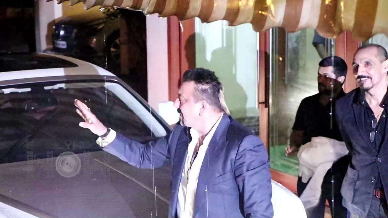 OMG! Sanjay Dutt ABUSES On Camera!!