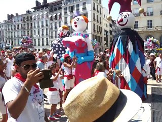 Fêtes de Bayonne 2016 :  karaoké sur la place de la Liberté