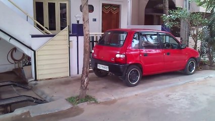 Un parking sous un escalier ! En mode Harry Potter...
