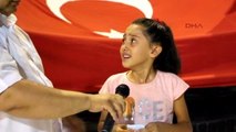 Kumluca Küçük Berra, Demokrasi Nöbetinde Şiir Okurken Ağladı