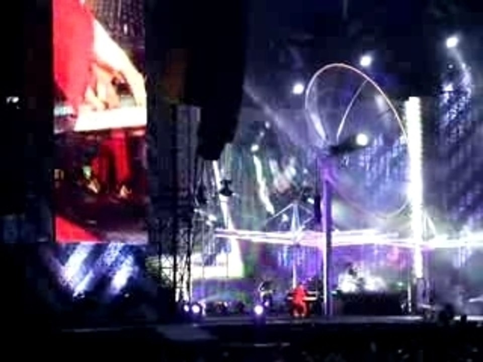 Muse - Parc des Princes - Butterflies and Hurricanes