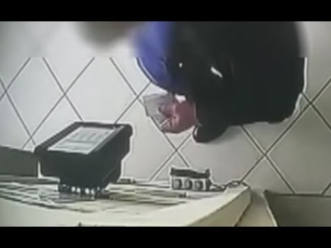 Parete (CE) - Furbetti del cartellino, sospesi 7 dipendenti comunali (27.07.16)