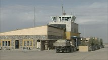 أرشيف- الغارات الأميركية تدمر مطار هرات بأفغانستان