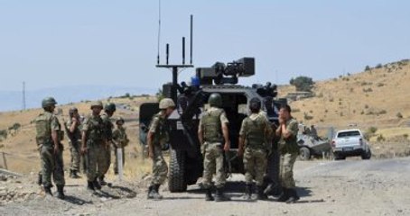 Teröristler Yol Kontrolü Yapan Askerlere Saldırdı: 5 Şehit, 8 Asker Yaralı