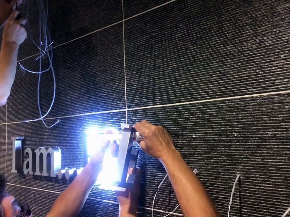 Outdoor Signage, Event Signage, Retail and 3D Signage - Signs at Large