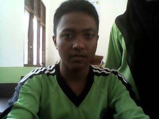 kerjaan kwan ni di klas