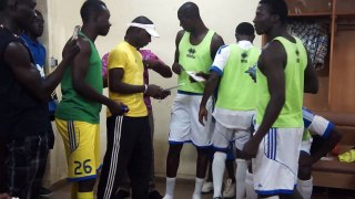 Vestiaires du stade 28 septembre de Conakry, vérification des licences 