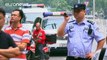 العائلات الصينية لركاب الطائرة الماليزية المفقودة يطالبون بإستمرار عمليات البحث