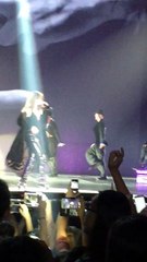Selena Gomez - Hands To Myself #RevivalTourSingapore