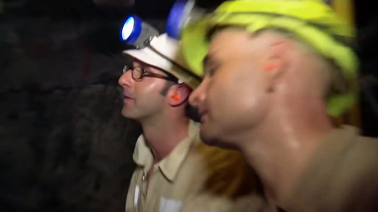 Full Documentary - South African Mines Rich In Gold - National Geographic Factories_2