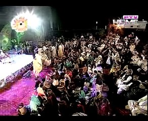 Kameez Tedi Kali live by Atta Ullah Khan Esakhelvi in Eid Show -