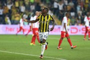 Fenerbahçeli Emenike, Monaco'ya Gözdağı Verdi