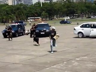 Les policiers de Rio sont prêts pour les jeux Olympiques 2016