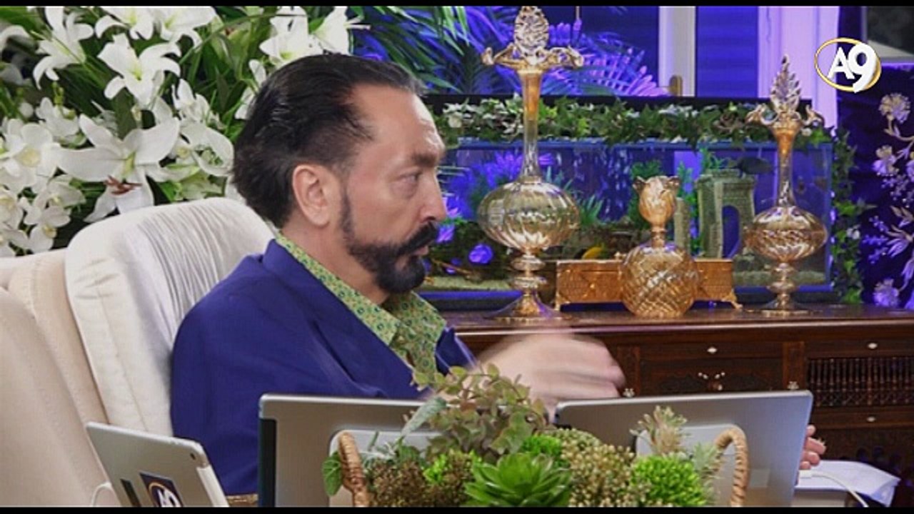 Fethullah Gülen açık ve net olarak halkın üzerinden tankla geçenler, özel harekatçılarımızı şehit edenler kahpedir alçaktır demelidir.