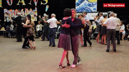Tango par la côte. De Trébeurden à Trégastel, en passant par l'île-Grande