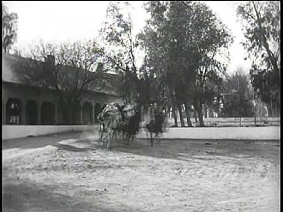 Three Musketeers: Chapter 12: The Glory of Comrades -- ComicWeb Serial Cliffhanger Theater