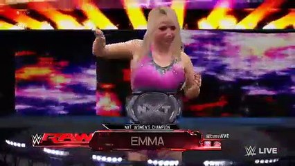 WWE Divas Gold Rush World Championship Semifinal #1 - Emma vs. Naomi (31)