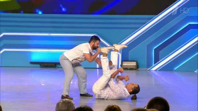 КВН. Галустян и Ревва - Герой американских комиксов против героя русских сказок. Смеялся до слёз!