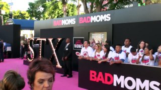 We Hit The Red Carpet For The Premiere of BAD MOMS