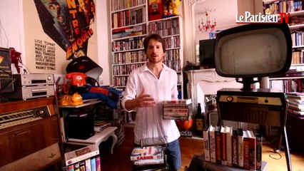 Il collectionne les cassettes vidéo VHS
