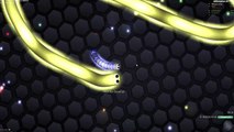 Slither.io INVISIBLE Trolling Hack- Shortest Vs Longest Snake! (Slither.io Funny Moments)