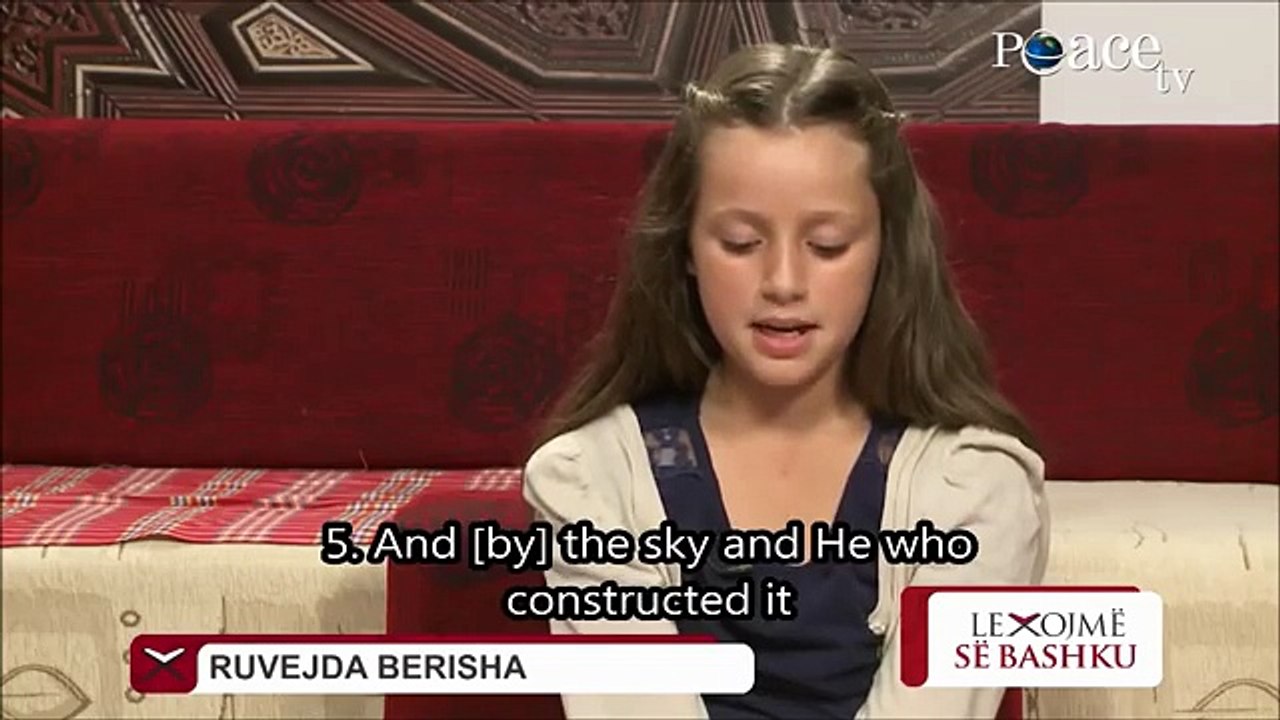 European Muslim Girl Reciting Quran - Beautiful Voice - Must Listen