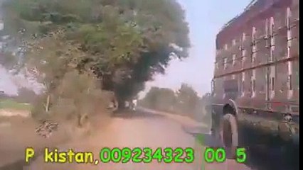 Nice Song by Atta-ullah-Essa-Khelvi MUST watch