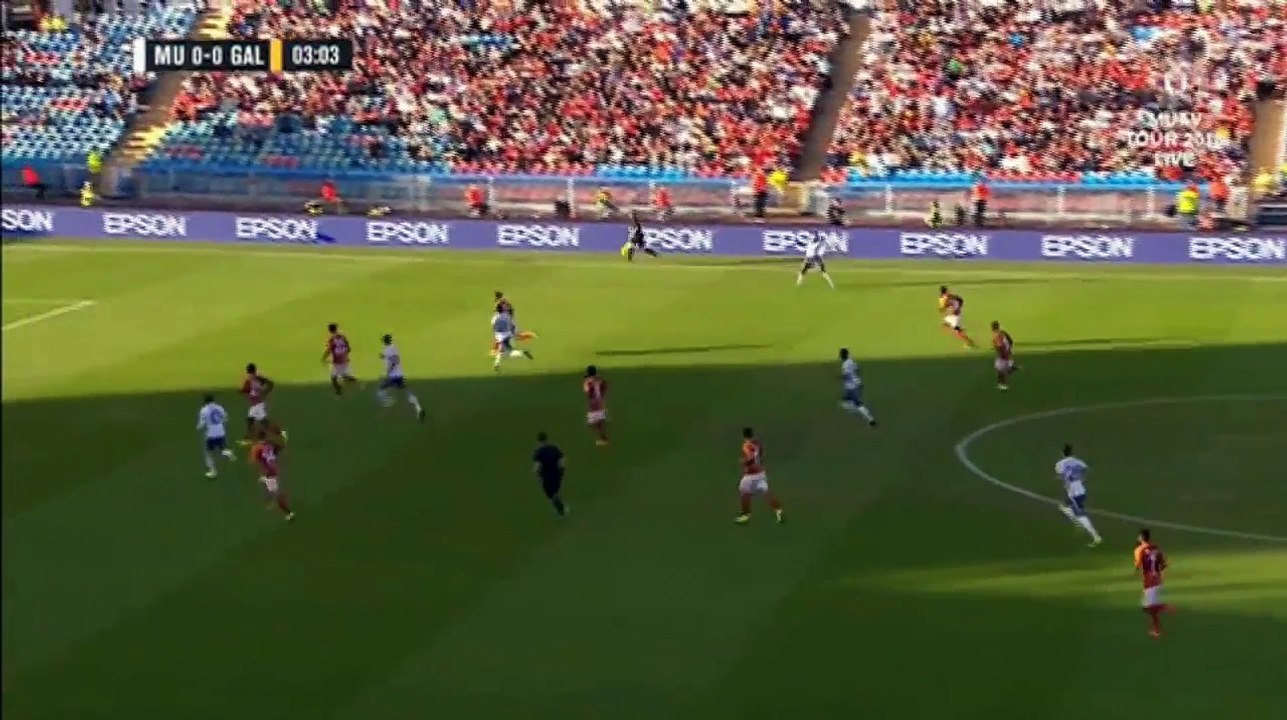 Zlatan Ibrahimovic marque son premier but avec Manchester United après moins de 4 minutes