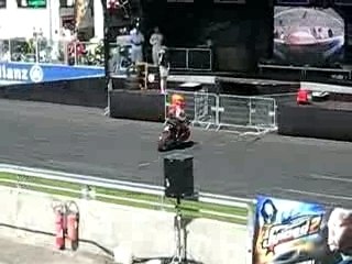 DJMIXONE- stunt a Magny-Cours