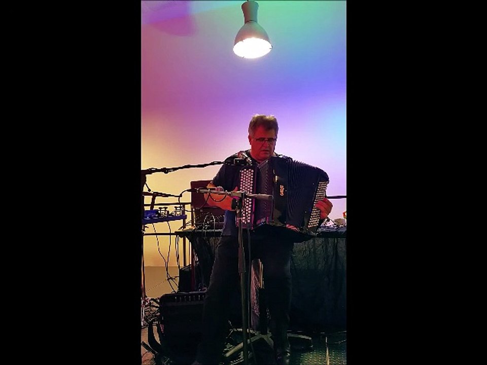 Leilo balance sons, mini-extrait  Tango avec l’accordéon  gadji de Nouvel Accord, Créé par Stéphanie Simon et Marcel Loe