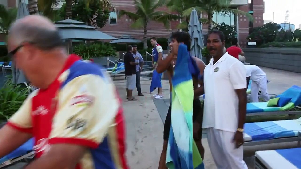 Great Players Of RCB And Coaching Staff Swimming In Pool Watch Video