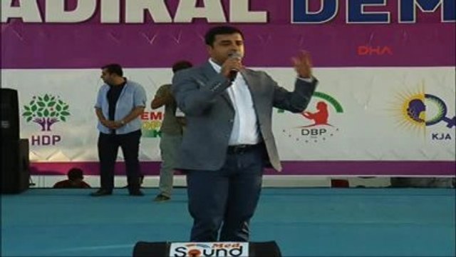 Diyarbakır - Hdp Eş Genel Başkanı Demirtaş, Diyarbakır'da Konuştu 4