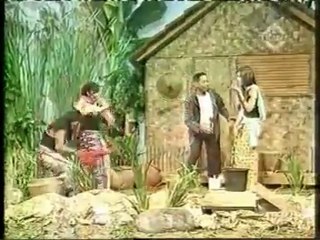 Kemben Bella Sapira Melorot, Keliatan Jelas Payudaranya Nyembul