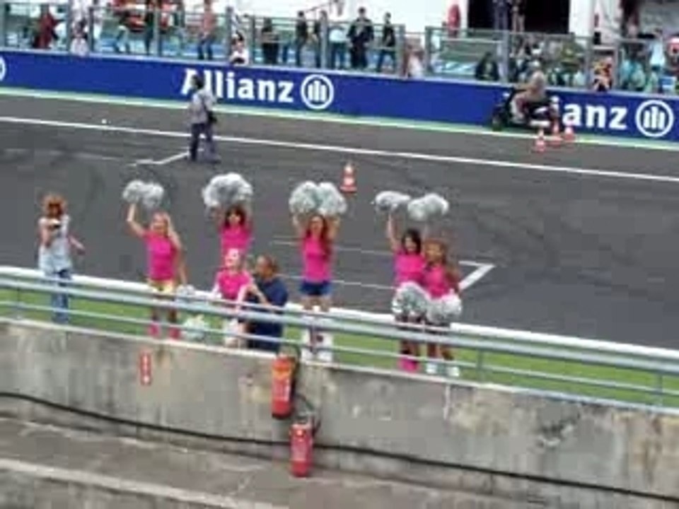 pom pom de magnycourt