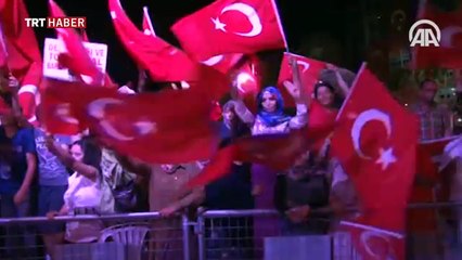 Demokrasi nöbeti devam ediyor