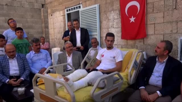 Abdulhamit Gül: Bu Darbe Girişimi Türkiye'yi Suriye Yapma ve İşgal Etmeye Yönelik Bir Üst Aklın...