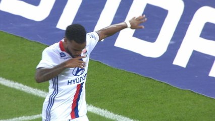 Match amical - Alexandre Lacazette sur penalty